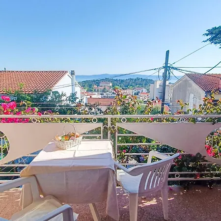 Apartment Apartman Konstanca